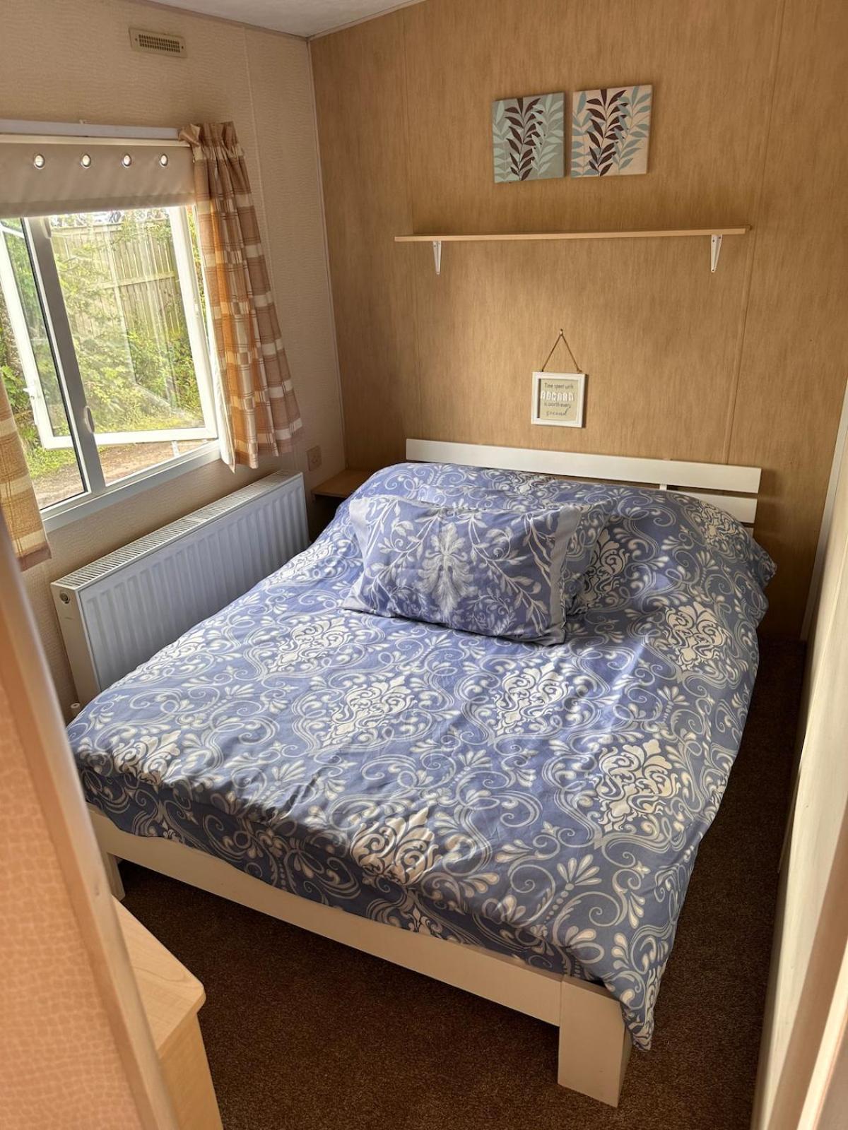 4-Bedroom Cosalt Caravan In Uddingston, Glasgow Exteriör bild
